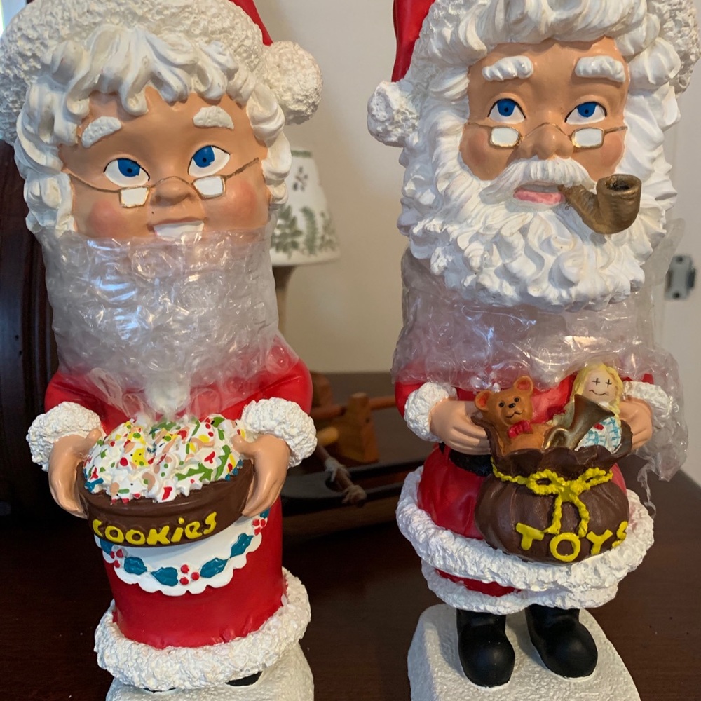 SANTA & MRS CLAUS BOBBING HEAD NODDER MATCHED SET - Picture 4 of 12